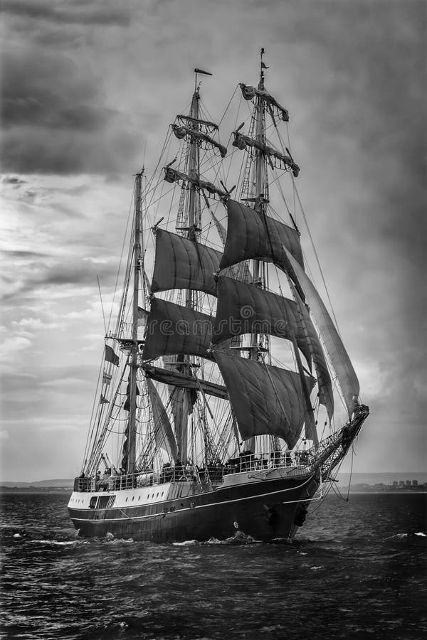 Old Ship Sailing. Black and White Stock Image Image of mode, galleon 55520725