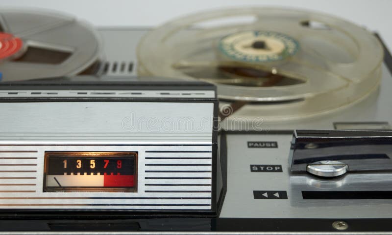 An Old and Still Working Reel-to-reel Tape Recorder Stock Image - Image of  electric, listen: 250027713
