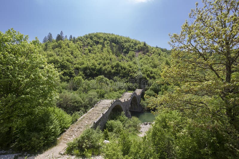 Old Stone Bridge in Zagoria Stock Image Image of bridge, park 31239361