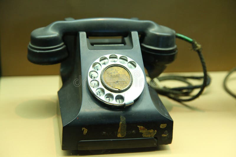 Small old phone stock image. Image of voice, wired, bell 6519075