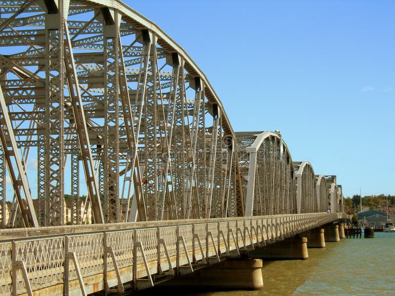 Old-Time Steel Bridge