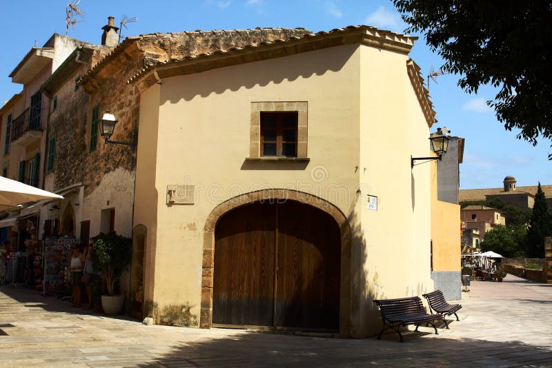 Old Town Alcudia editorial image. Image of summer, stone 162207365