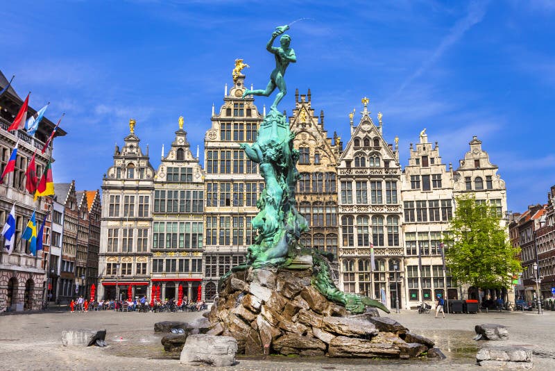 Tradicional flamenco en Bélgica la ciudad.