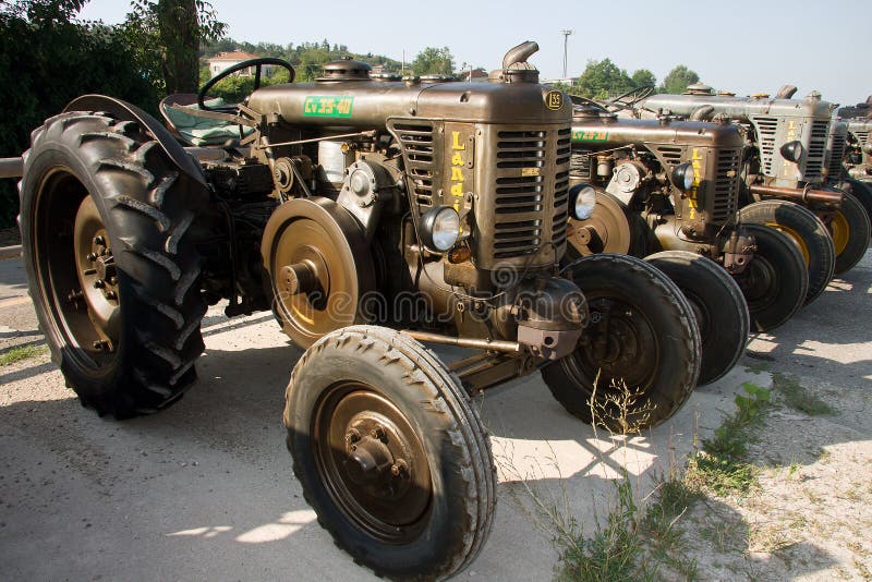 Old tractors editorial photography. Image of veronese - 26078277