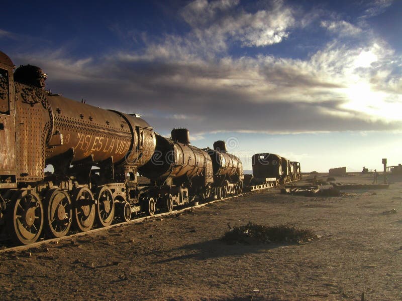 Uyuni in Bolivia cimitero dei Treni.