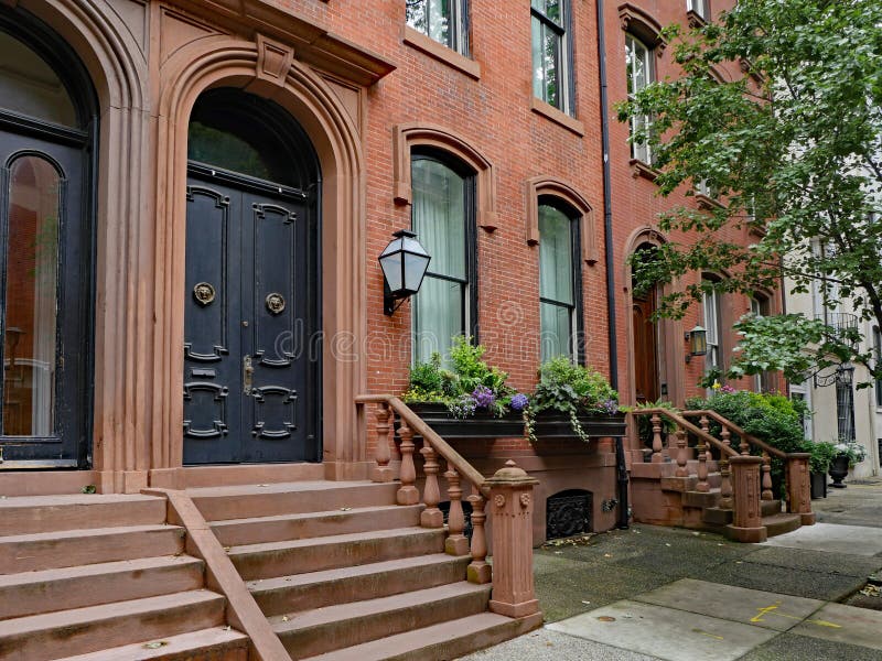 Brownstone townhouse stock image. Image of philadelphia 13887937