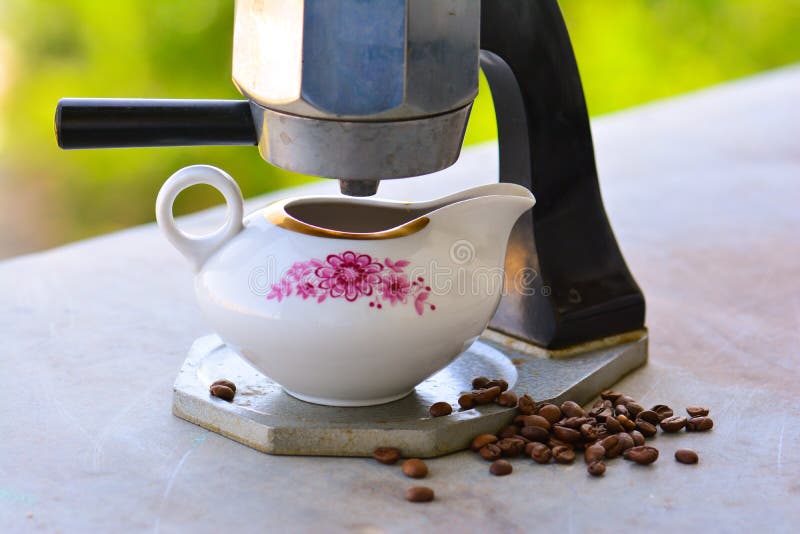 Old vintage coffee maker stock image. Image of closeup 18359053