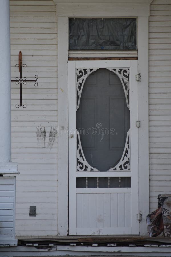 6 274 Screen Door Photos Free Royalty Free Stock Photos From Dreamstime