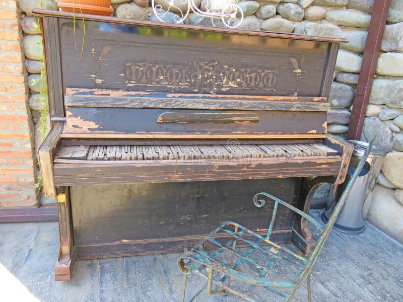Old wooden piano stock photo. Image of background, melody 129989176