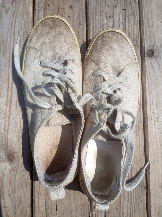 Old Worn Out and Dirty White Sneakers Stock Photo - Image of junk, path ...