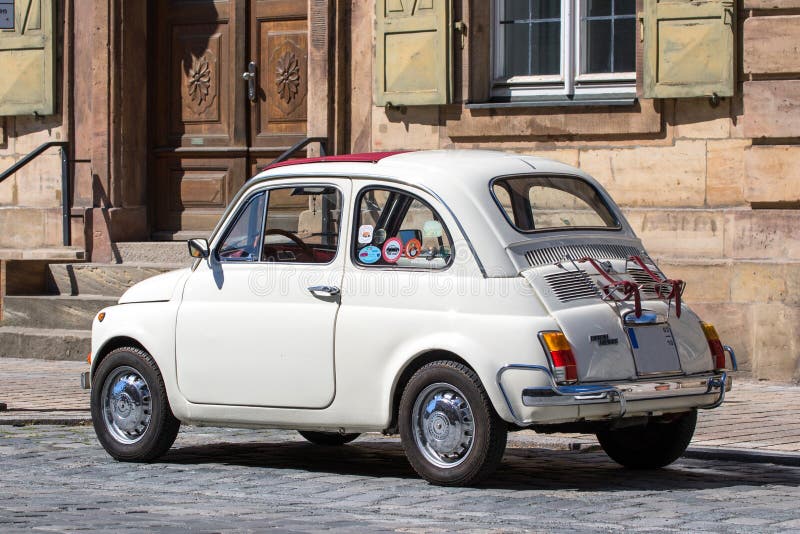 Oldtimer Fiat 500 L Lub Lusso 196771 Obraz Stock