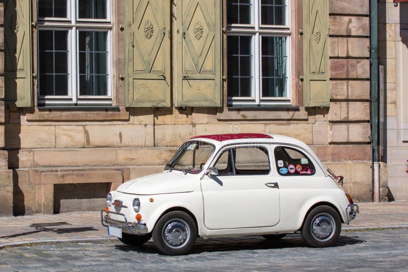 Oldtimer Fiat 500 L Lub Lusso 196771 Obraz Stock