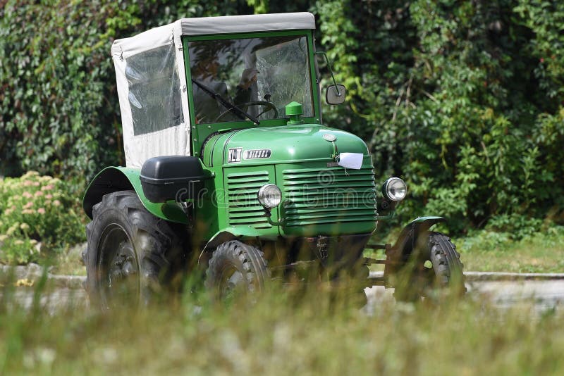 1960 Steyr 180 tractor, Thomas T.