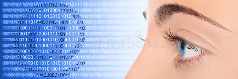 Olho da mulher no fundo azul do email da tecnologia imagens de stock Olho da mulher no fundo azul do email da tecnologia imagens de stock