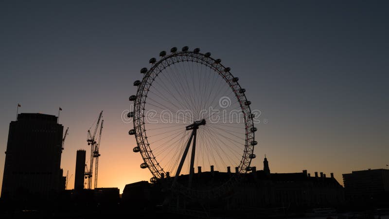Olho De Londres No Nascer Do Sol Em Londres Imagem Editorial - Imagem