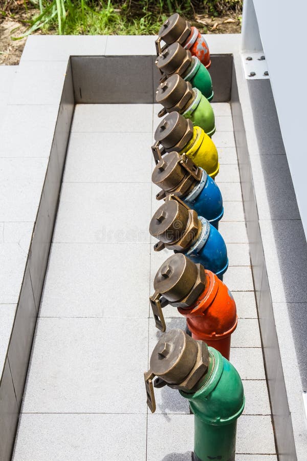 Olio del tubo fotografie stock