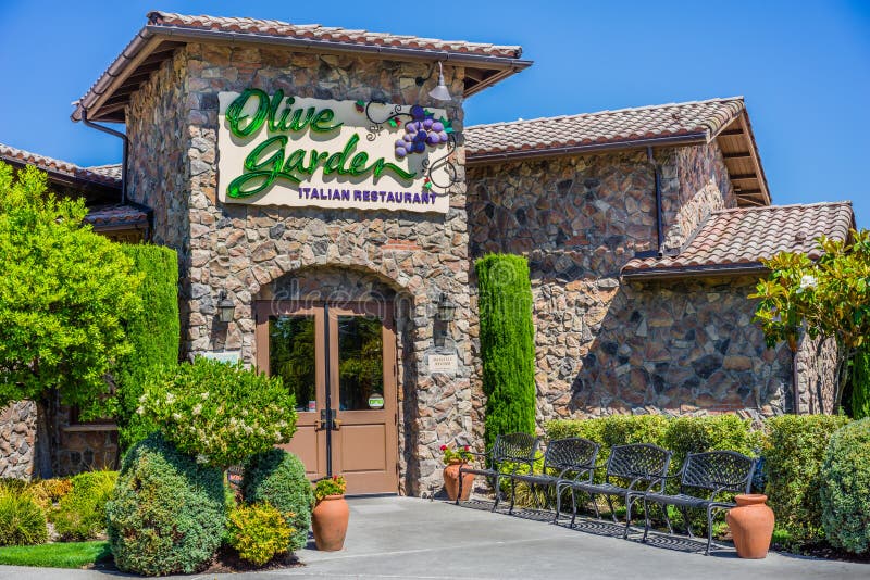 The Olive Garden Restaurant Editorial Stock Image Image Of