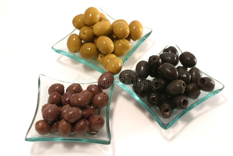 Olives Vertes, Noires Et Brunes Photo stock Image du salade