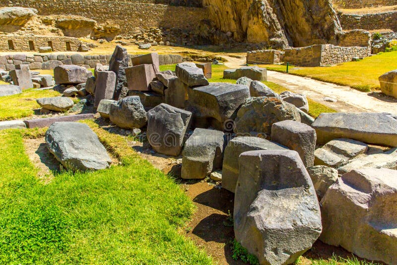 Antigo Sistema Aqueduto Ollantaytambo Peru Imagem de Stock