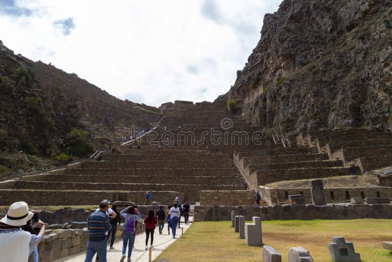 Ollantaytambo, Περού 17 Ιανουαρίου 2019, καταστροφές Ollantaytambo Inca και πεζούλια - Ollantaytambo, ιερή κοιλάδα, Περού στοκ φωτογραφίες με δικαίωμα ελεύθερης χρήσης Ollantaytambo, Περού 17 Ιανουαρίου 2019, καταστροφές Ollantaytambo Inca και πεζούλια - Ollantaytambo, ιερή κοιλάδα, Περού στοκ φωτογραφίες με δικαίωμα ελεύθερης χρήσης