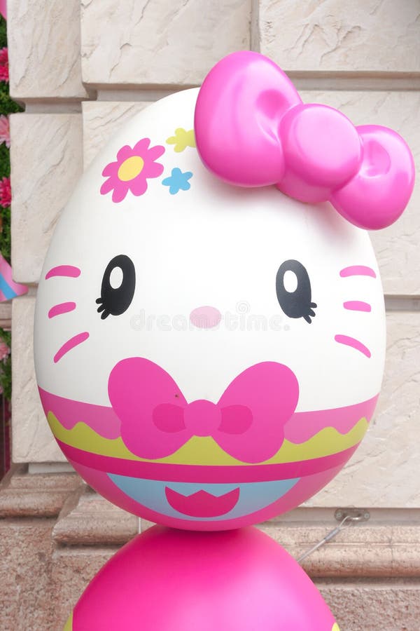 Olá! Kitty Easter Egg no estúdio universal Osaka, Japão fotografia de stock Olá! Kitty Easter Egg no estúdio universal Osaka, Japão fotografia de stock