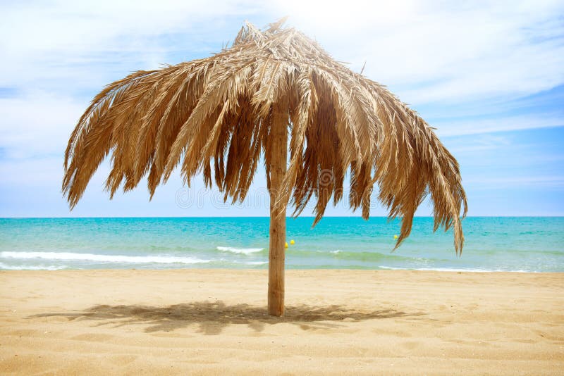 Ombrello di spiaggia del tetto di Sun fotografia stock