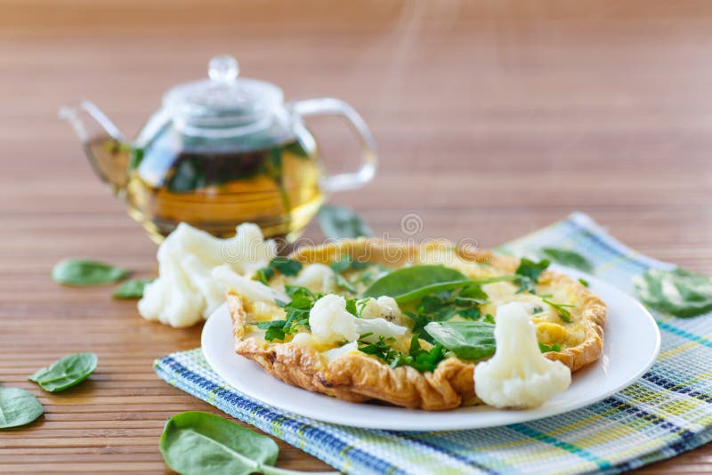 Omelet with cauliflower