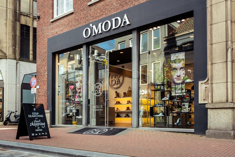 Ik zie je morgen sirene nakomelingen Omoda Shoe Store in Dordrecht Editorial Image - Image of economy,  netherlands: 143386095