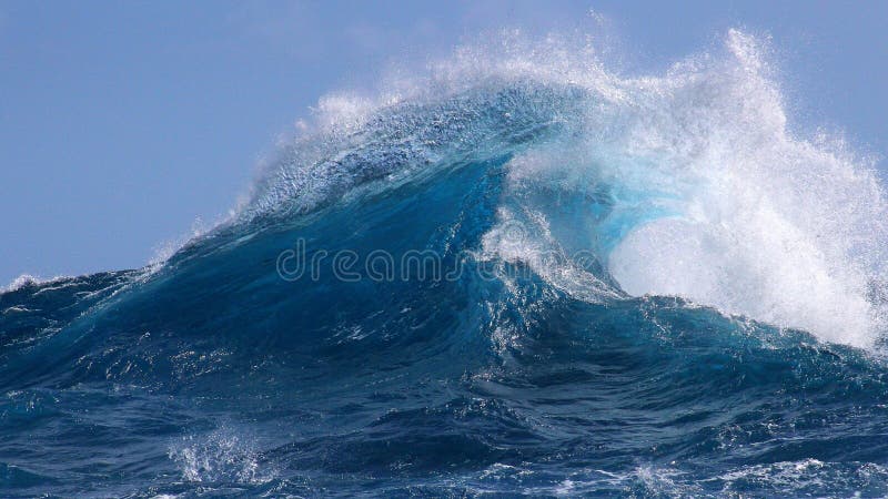 Ondas de oceano azuis tropicais de Havaí