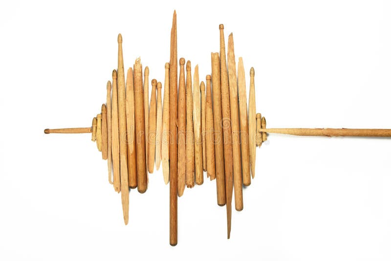 Onde sonore de pilon en bois cassé sur le blanc image libre de droits Onde sonore de pilon en bois cassé sur le blanc image libre de droits