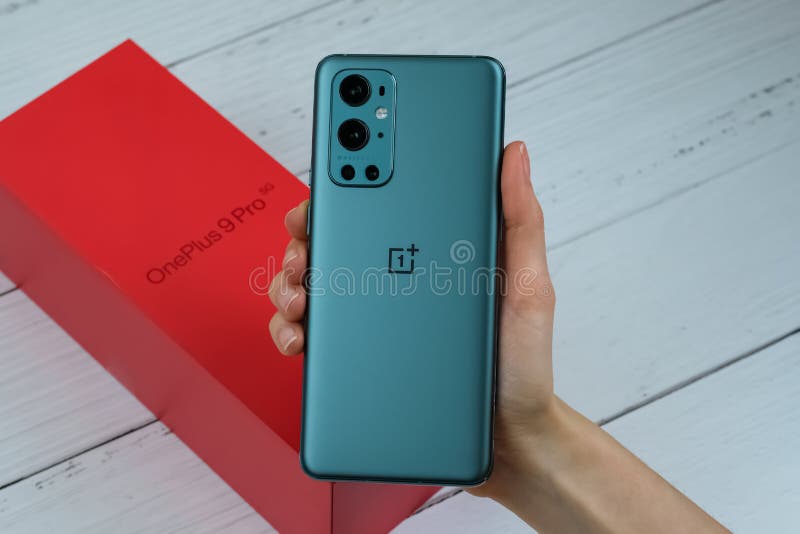 Oneplus 9 Pro 5g In Pine Green Color Editorial Stock Photo Image Of Smartphone Technology Oneplus 9 Pro 5g In Pine Green Color Editorial Stock Photo Image Of Smartphone Technology