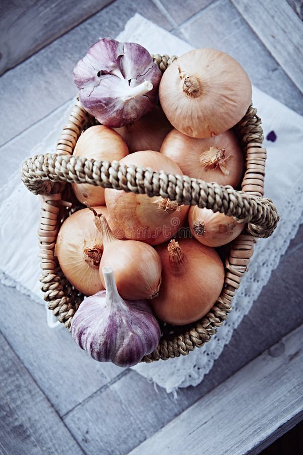 Onions and Garlic Bulbs in a Basket Stock Photo Image of healthy, life 34289888