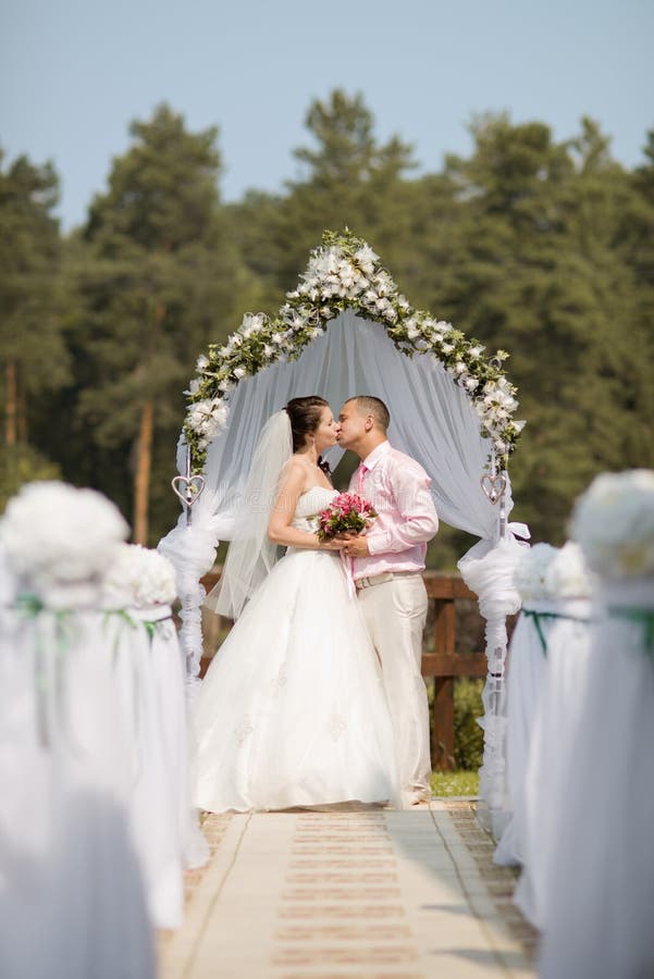 Pasgetrouwd stel royalty-vrije stock afbeelding