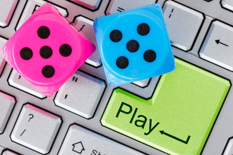 Rolling Online Dice for the Classroom