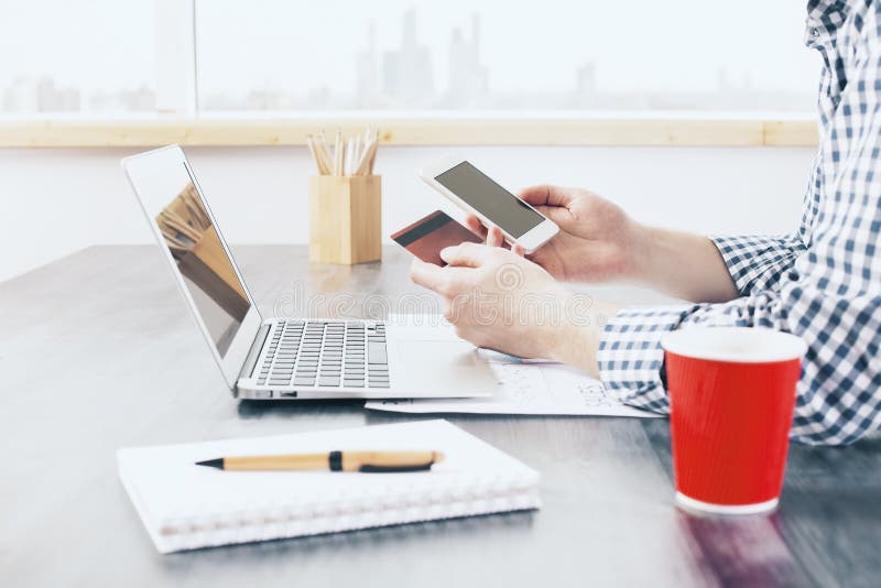 Online het winkelen concept stock afbeeldingen Online het winkelen concept stock afbeeldingen