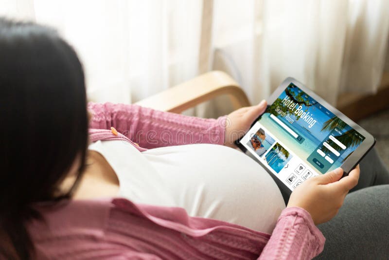Online hotel бронирование веб-сайт обеспечить modish система бронирования стоковая фотография