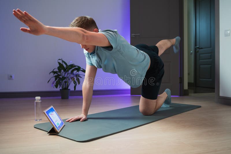 Online Training of a Young Athlete at Home on the Mat, a Professional