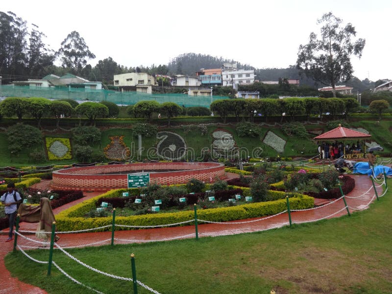 Ontzagwekkende ooty menings botanische tuin, India royalty-vrije stock foto's Ontzagwekkende ooty menings botanische tuin, India royalty-vrije stock foto's