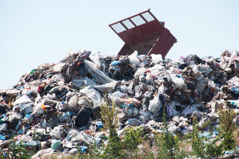 Onwettige stortplaats stock afbeeldingen Onwettige stortplaats stock afbeeldingen