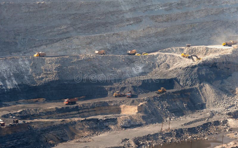 Open-pit Mine with Earth Move