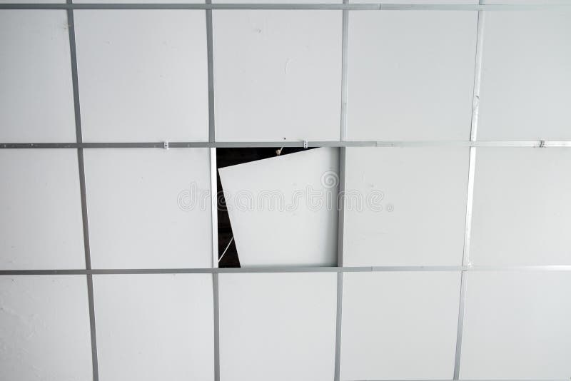 Open plafonds wit vierkant stock fotografie Open plafonds wit vierkant stock fotografie