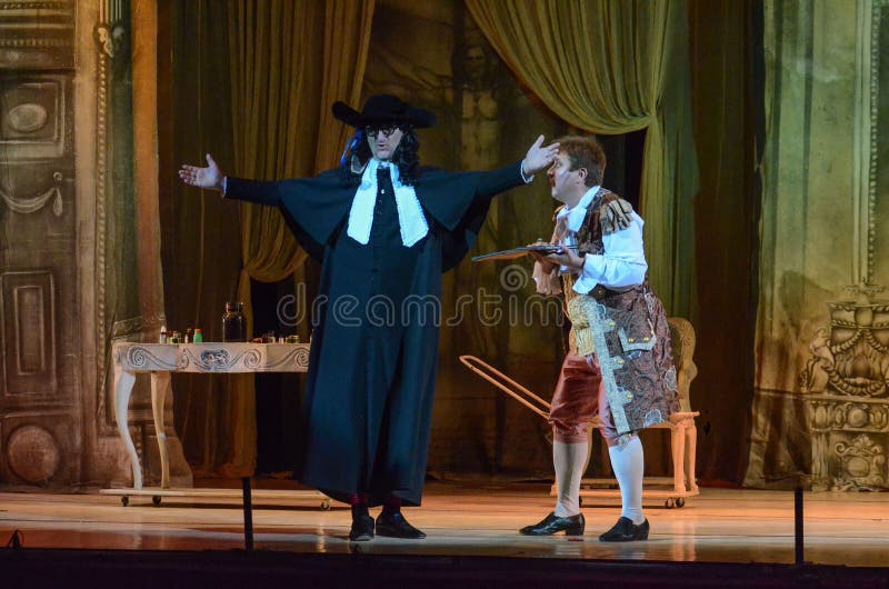 Opera classica il barbiere di Siviglia. DNIPRO, UCRAINA - 27 MAGGIO 2017: Opera che classica il barbiere di Siviglia ha eseguito dai membri del teatro di opera e di balletto di Dnipro