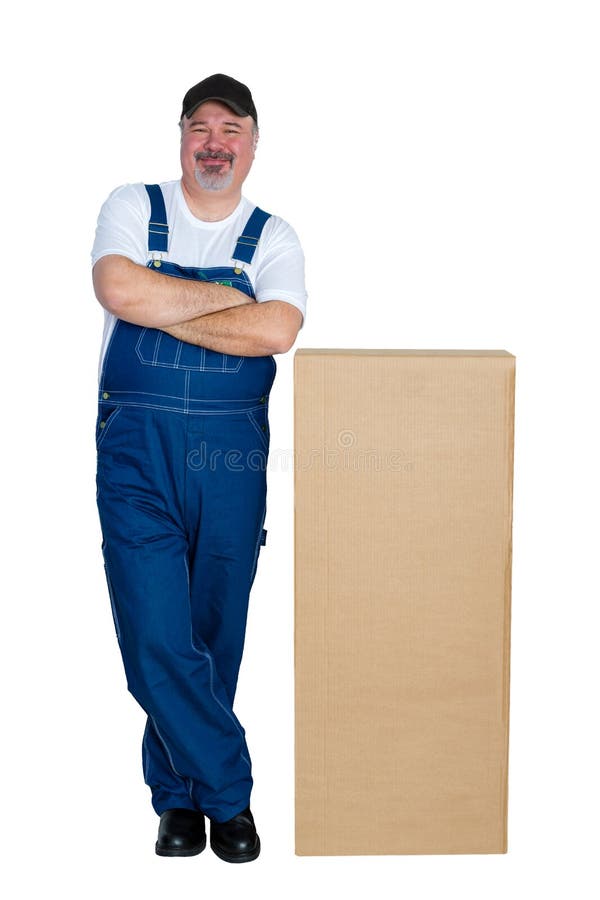 Operaio felice che fa una pausa grande scatola di cartone immagine stock Operaio felice che fa una pausa grande scatola di cartone immagine stock