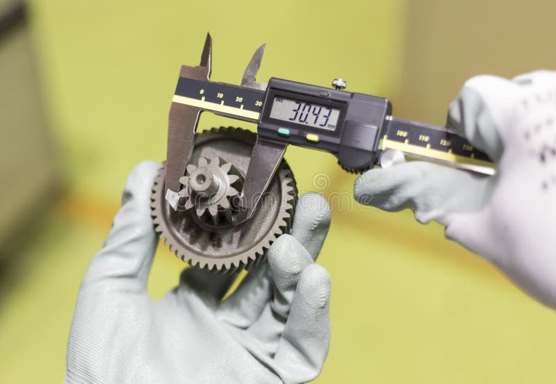 Operator Inspection Dimension of Automotive Stock Image Image of