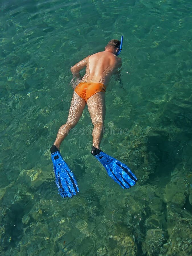 Operatore subacqueo in mare fotografie stock libere da diritti Operatore subacqueo in mare fotografie stock libere da diritti