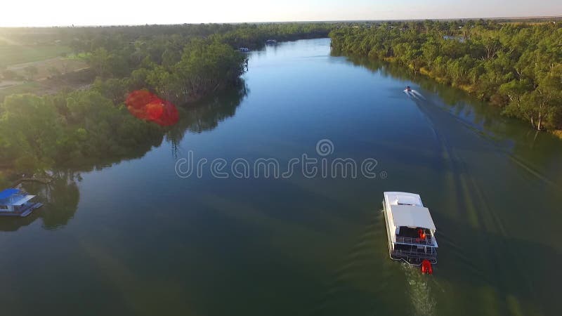 Opinião aérea Ski Boat em Murray River Australia