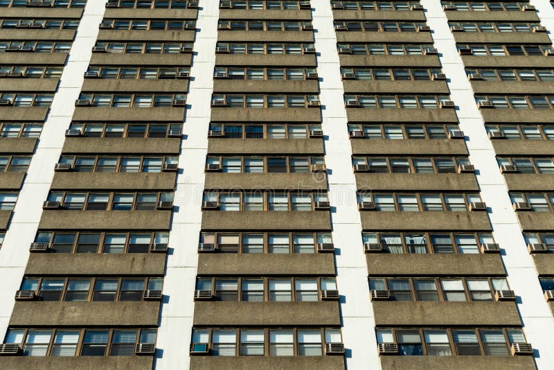 Ventanas del rascacielos foto de archivo. Imagen de contemporáneo