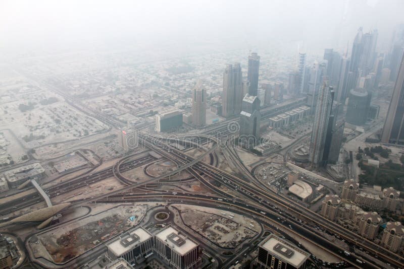 Opinión sobre Dubai céntrico imágenes de archivo libres de regalías Opinión sobre Dubai céntrico imágenes de archivo libres de regalías