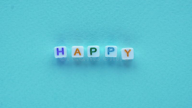 Optimistiskt meddelande om lyckad text: blå bokstäver