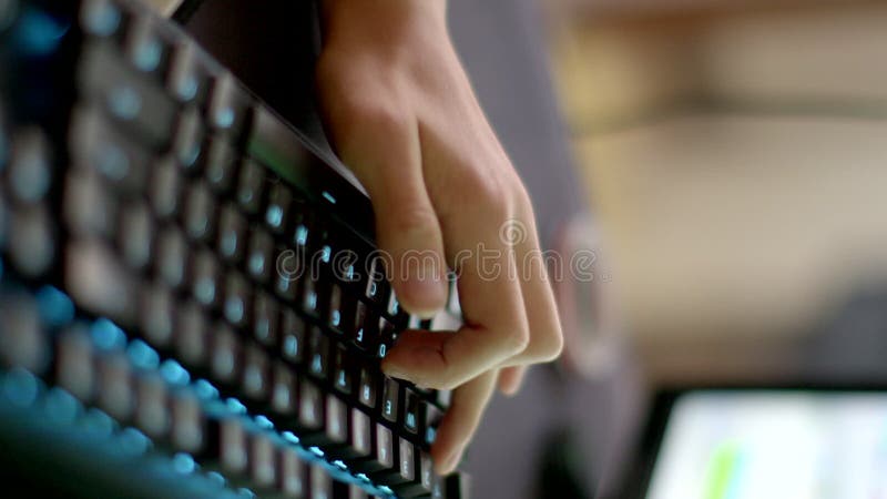 Speedy Controls Quick Access Game Inventory Functions Controlling